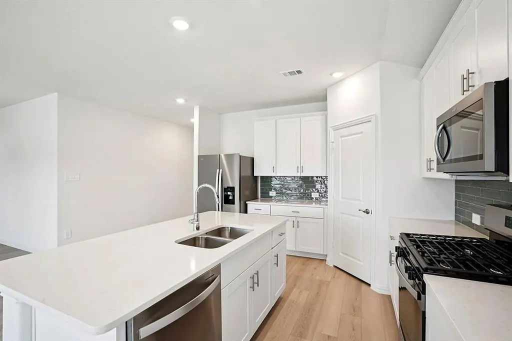 613 Marigold Hill Way