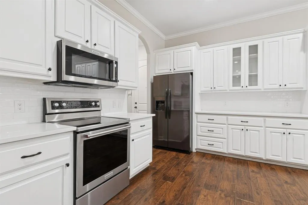 5200 Longview Street