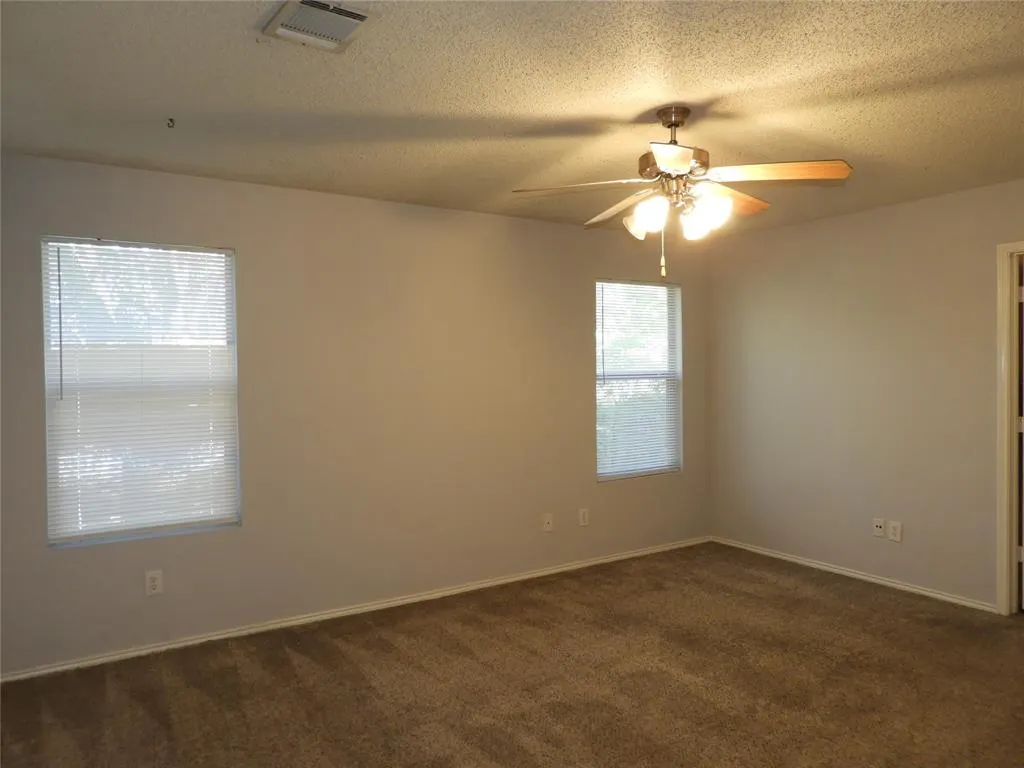 2109 Teddy Roosevelt Drive