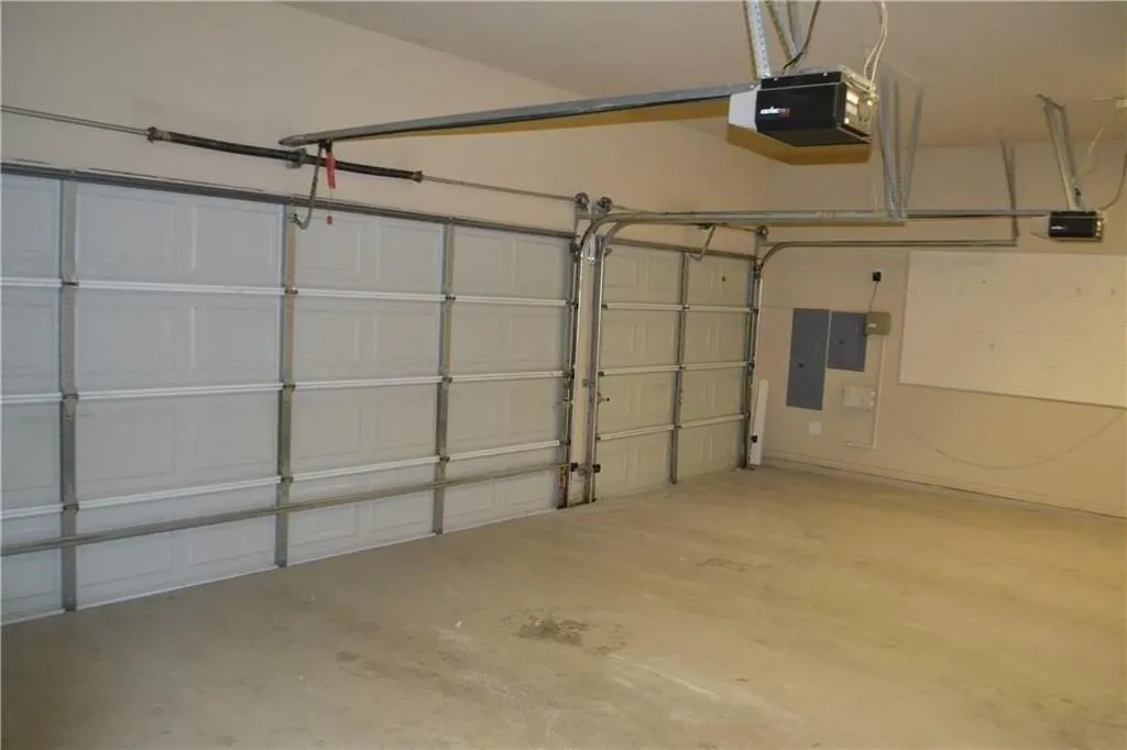 5901 Toppingham Street