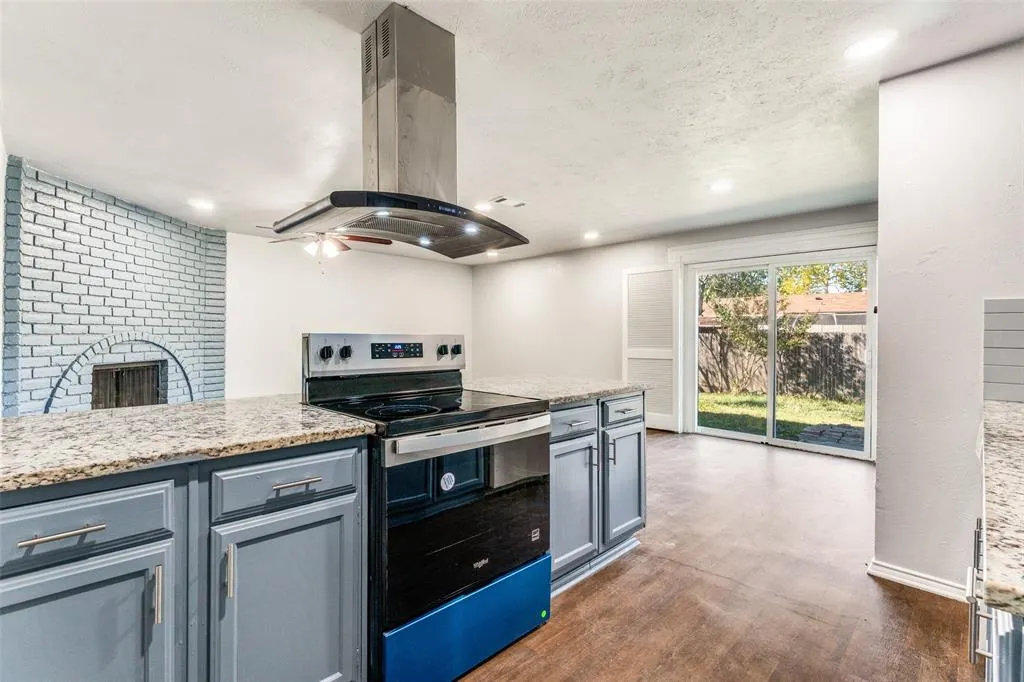 811 Sunny Slope Drive