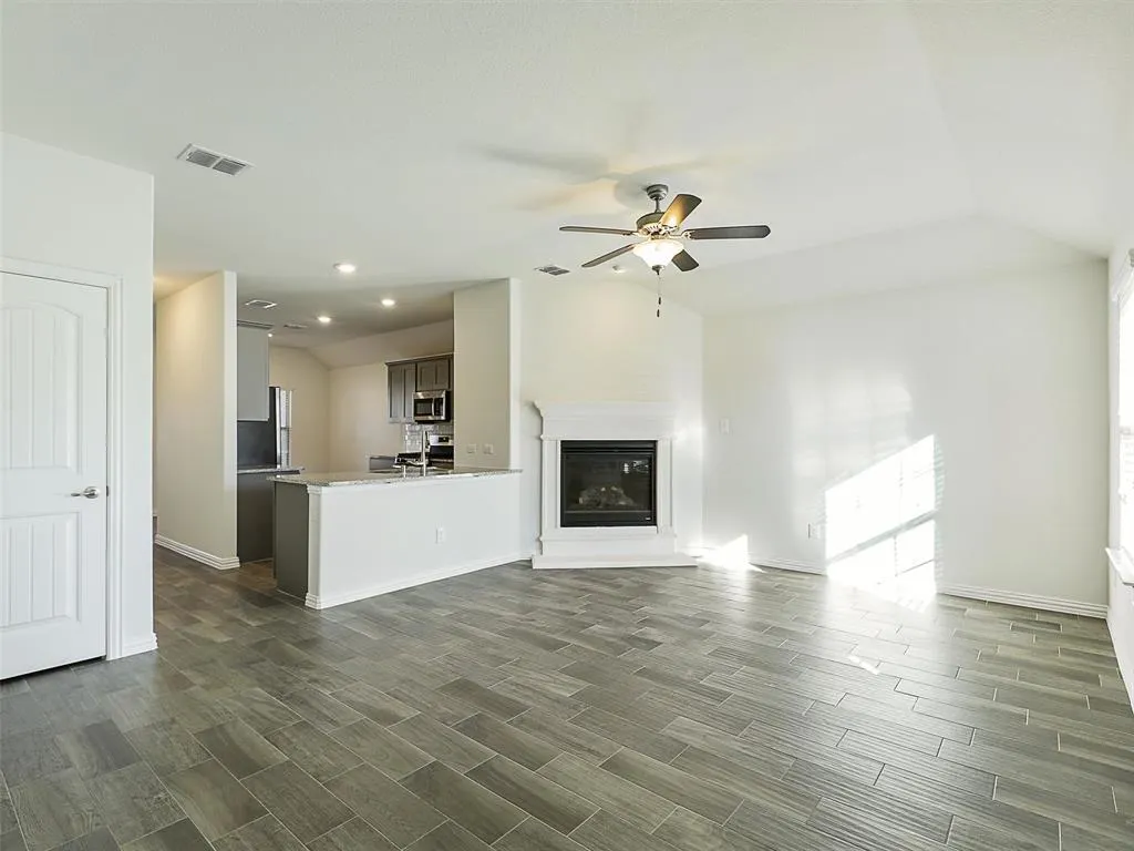 1322 Deerfield Drive