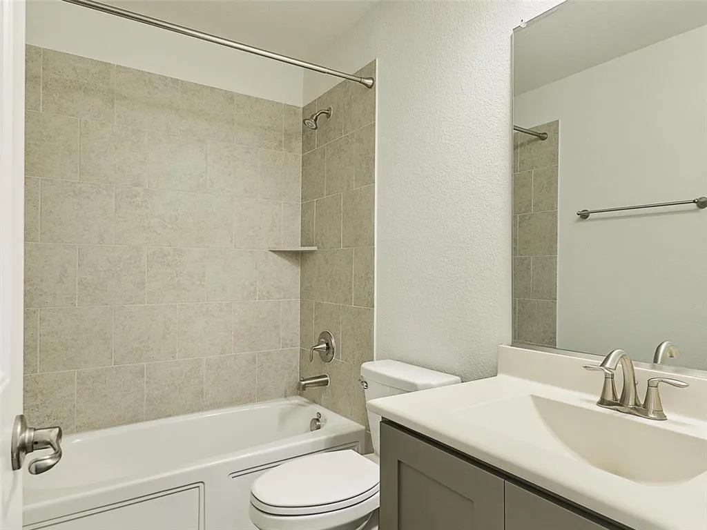 1322 Deerfield Drive