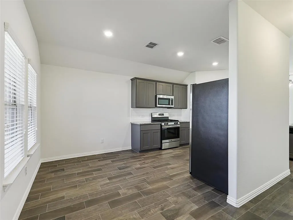 1322 Deerfield Drive