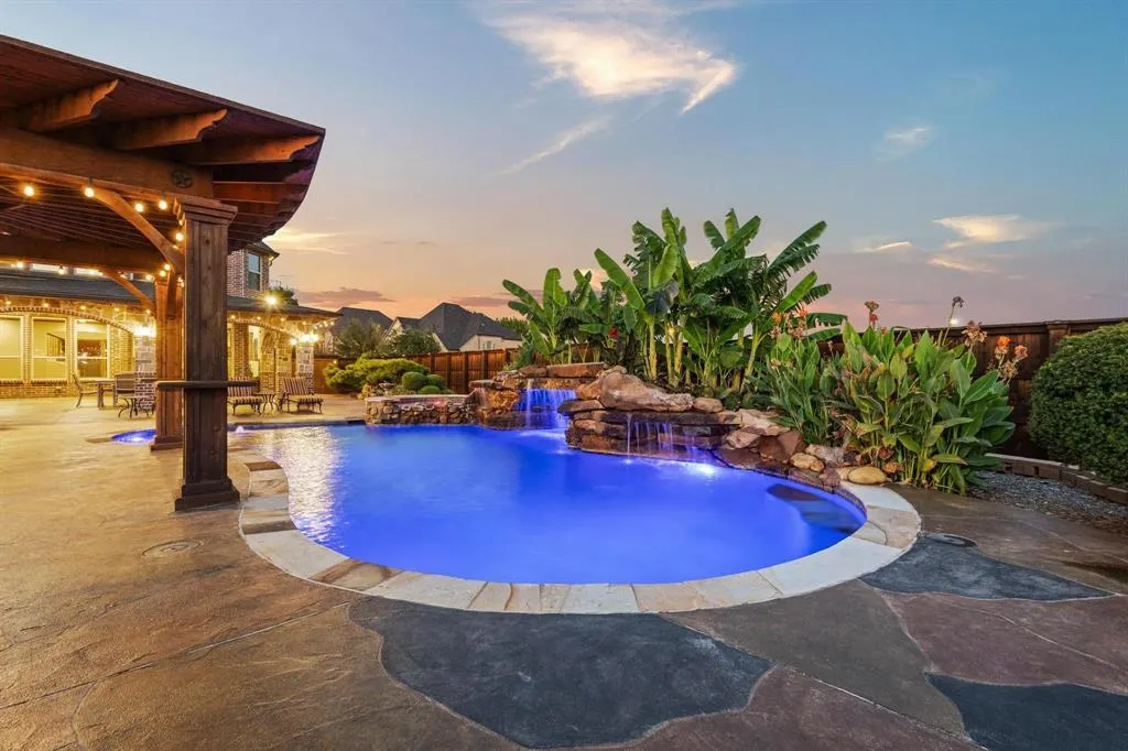 4495 Chevy Chase Lane