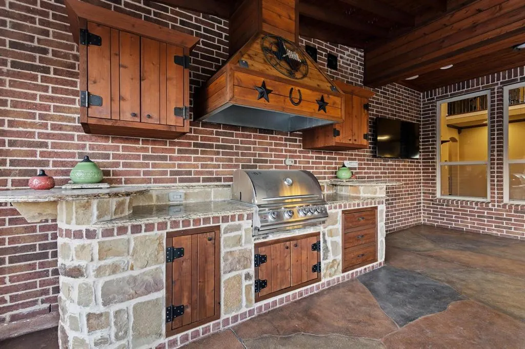 4495 Chevy Chase Lane