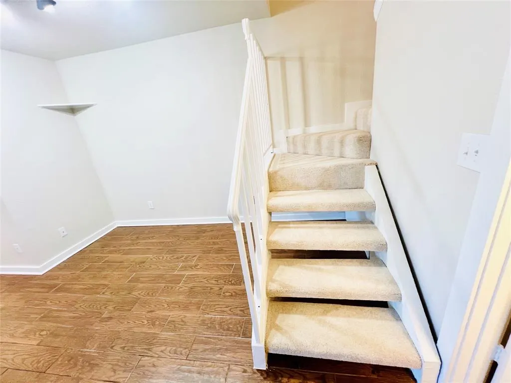 5757 E University Boulevard, #27H