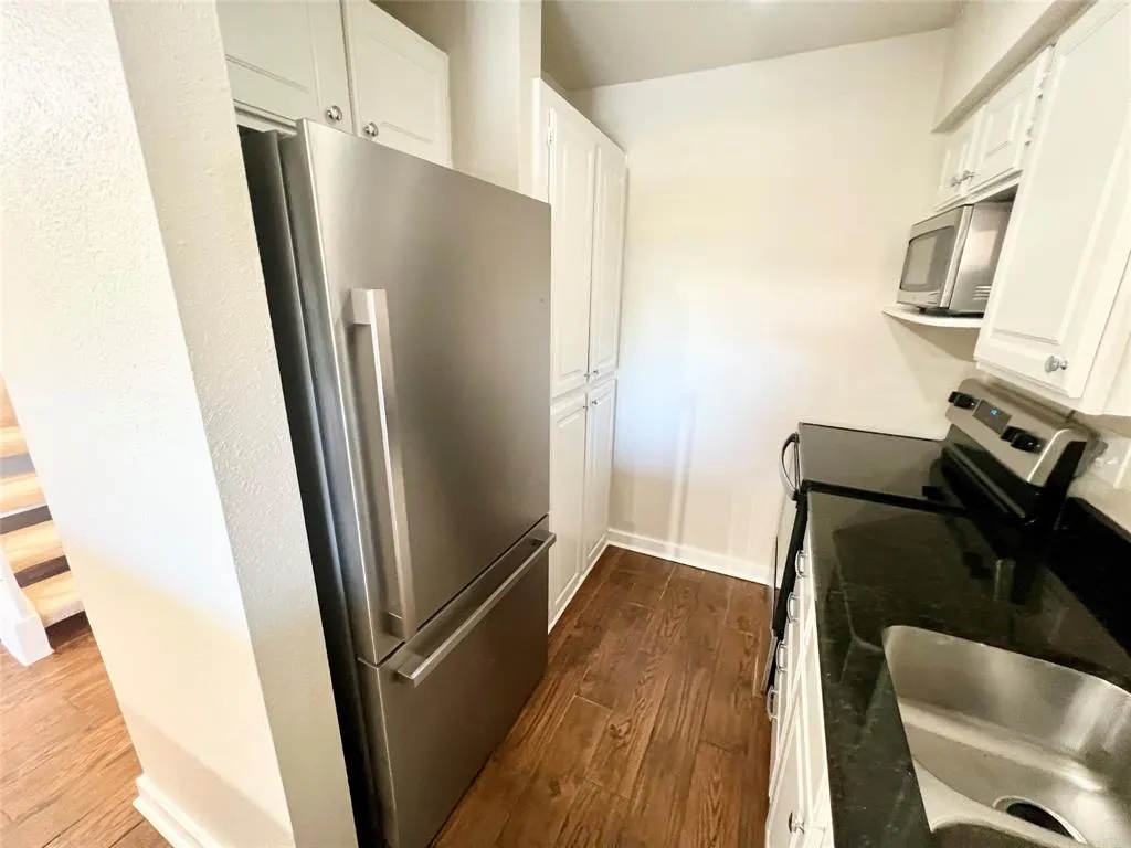 5757 E University Boulevard, #27H