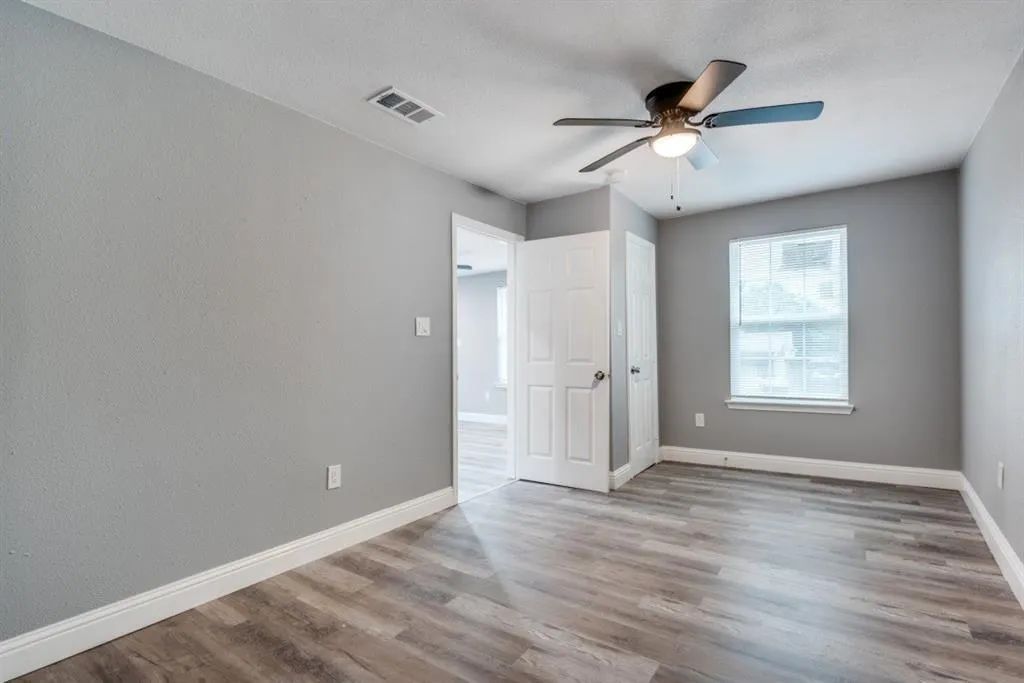 5006 Bartlett Avenue