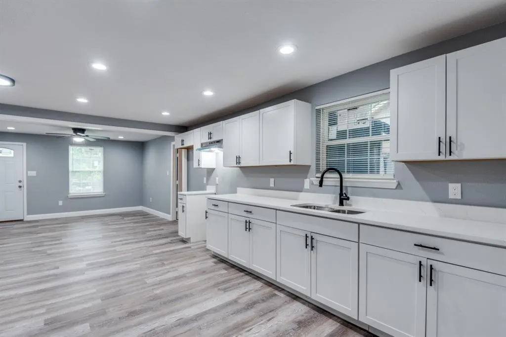 5006 Bartlett Avenue