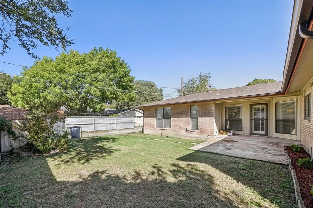 8631 Charing Cross Lane