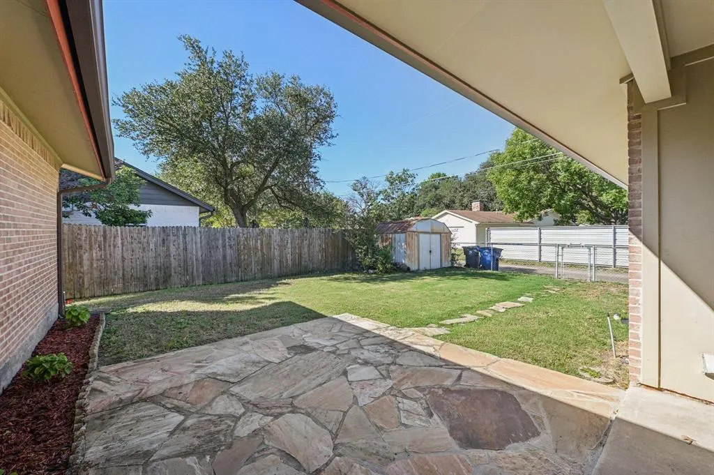 8631 Charing Cross Lane