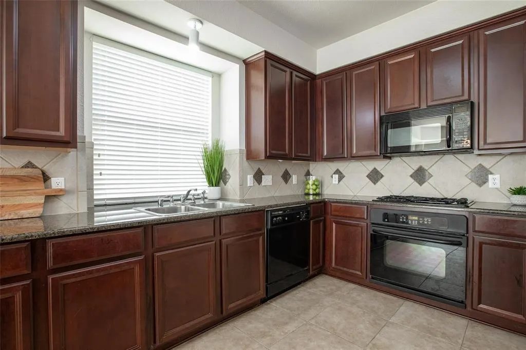 9305 Amber Downs Drive