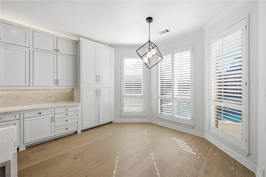 5312 Tennington Park