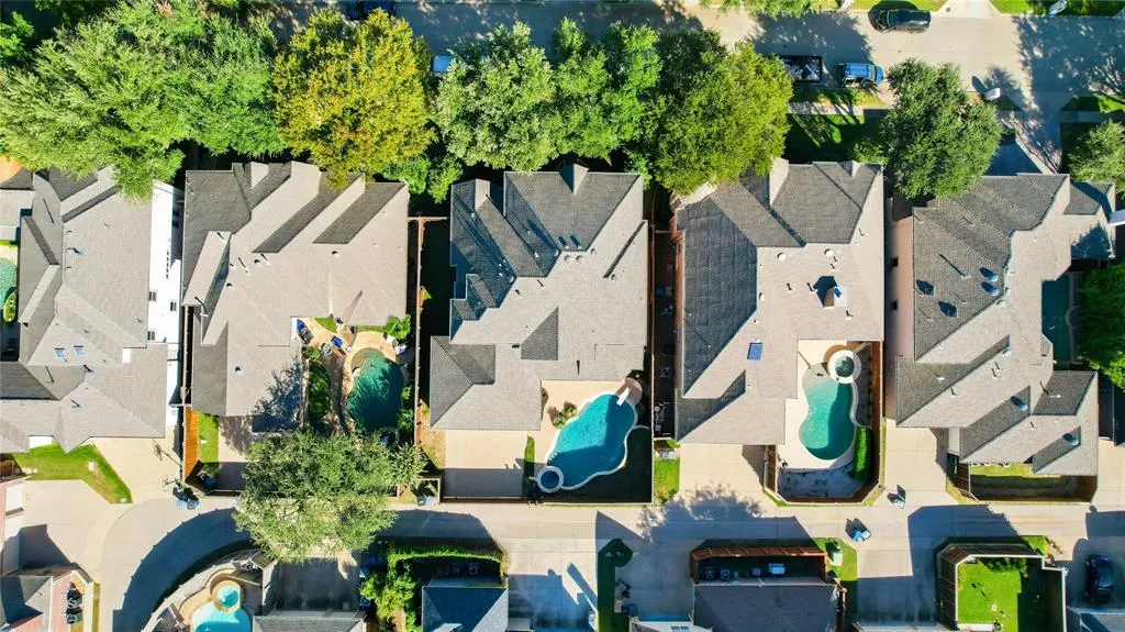 5312 Tennington Park