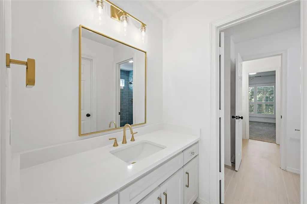 5312 Tennington Park