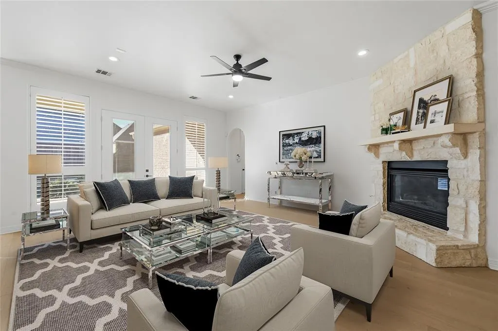 5312 Tennington Park