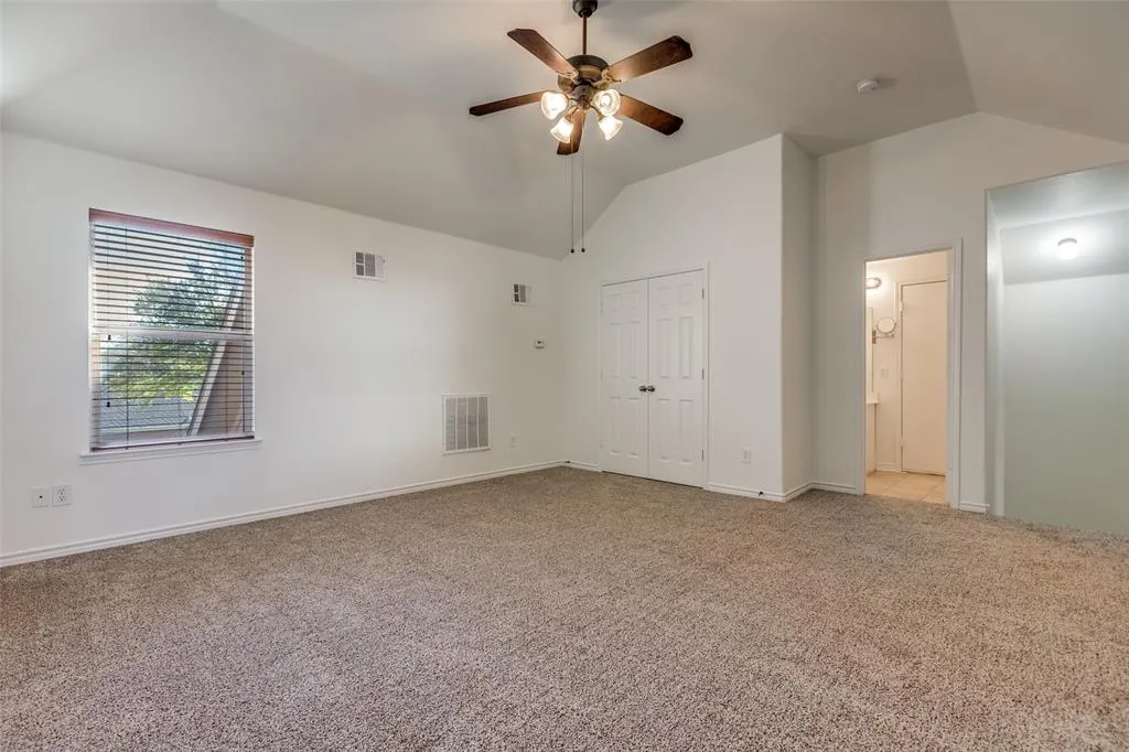 8112 Riverwalk Trail