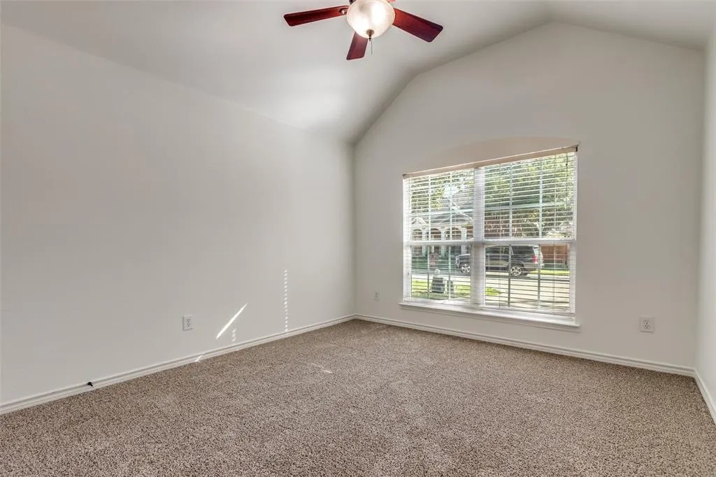 8112 Riverwalk Trail