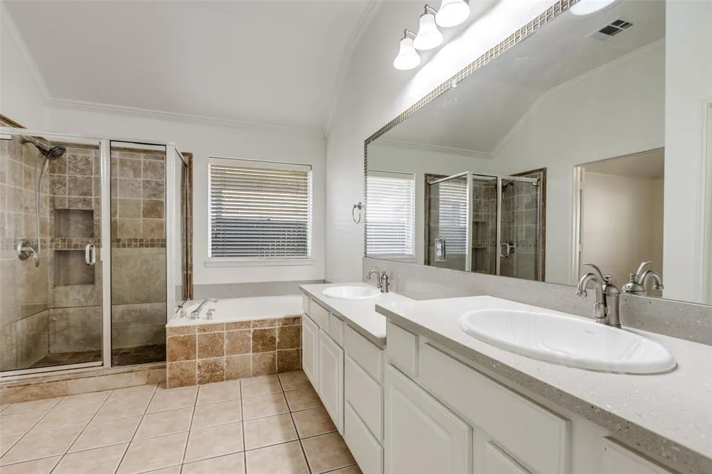 8112 Riverwalk Trail