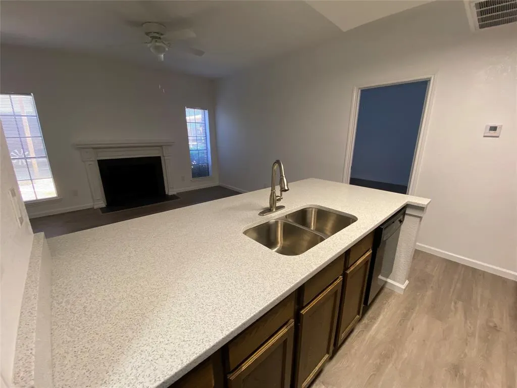 6760 Eastridge Drive, #101