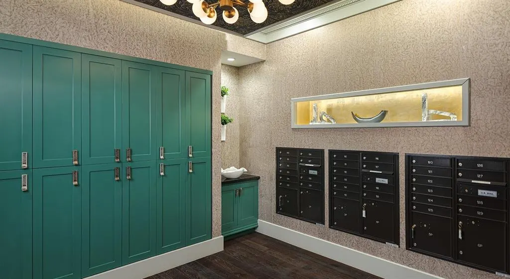 2620 Maple Avenue, #617