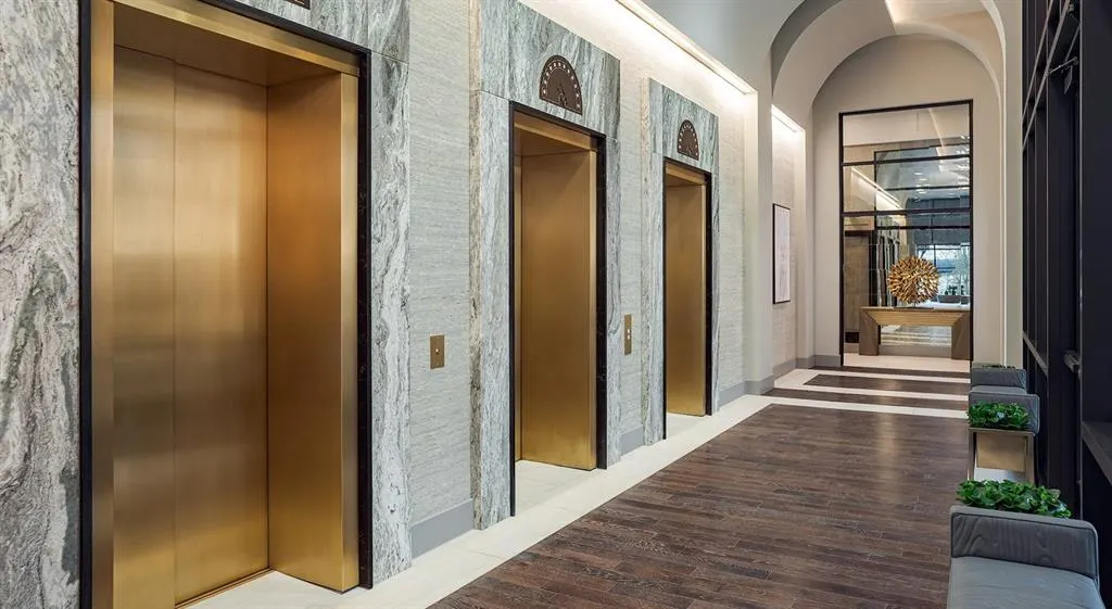 2620 Maple Avenue, #617