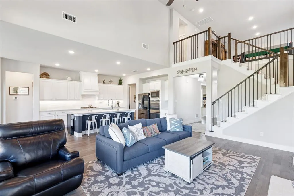 3521 Cimarron River Drive