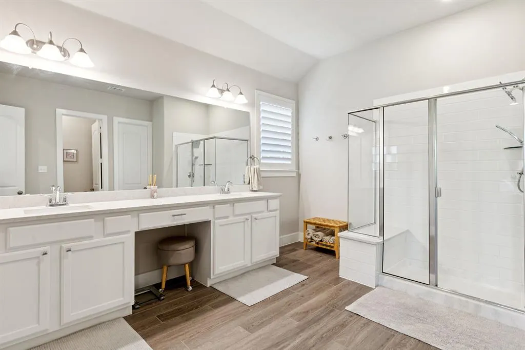 3521 Cimarron River Drive