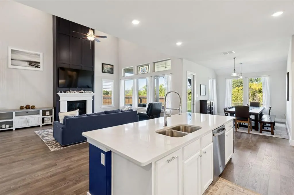 3521 Cimarron River Drive