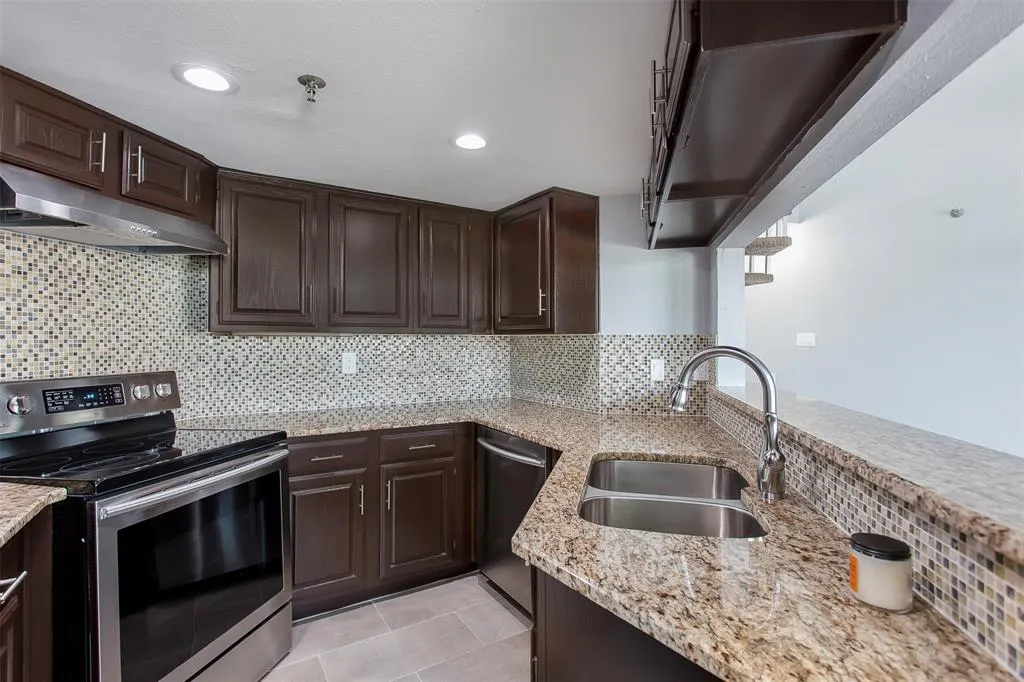 1010 Allen Street, #229