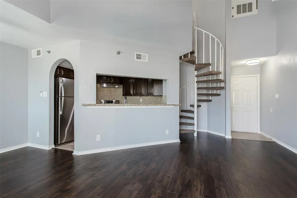 1010 Allen Street, #229