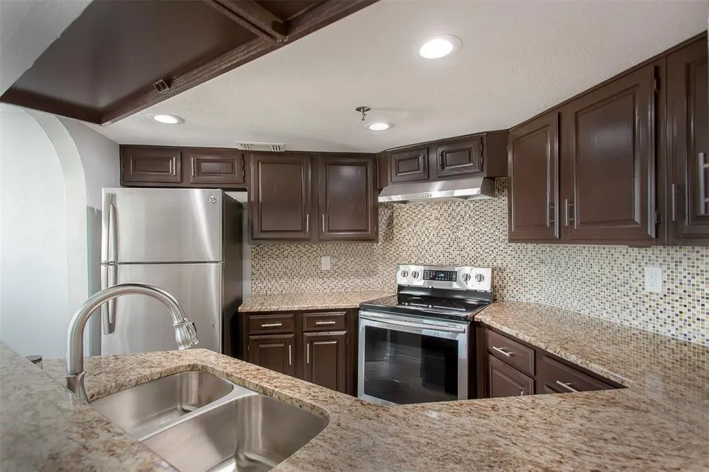 1010 Allen Street, #229