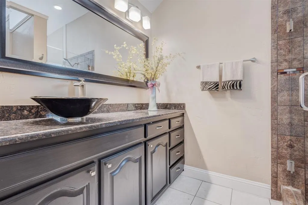 2600 Northcrest Drive