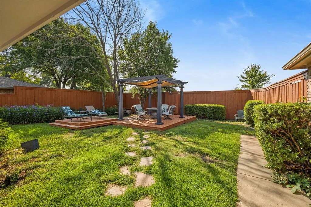 2600 Northcrest Drive