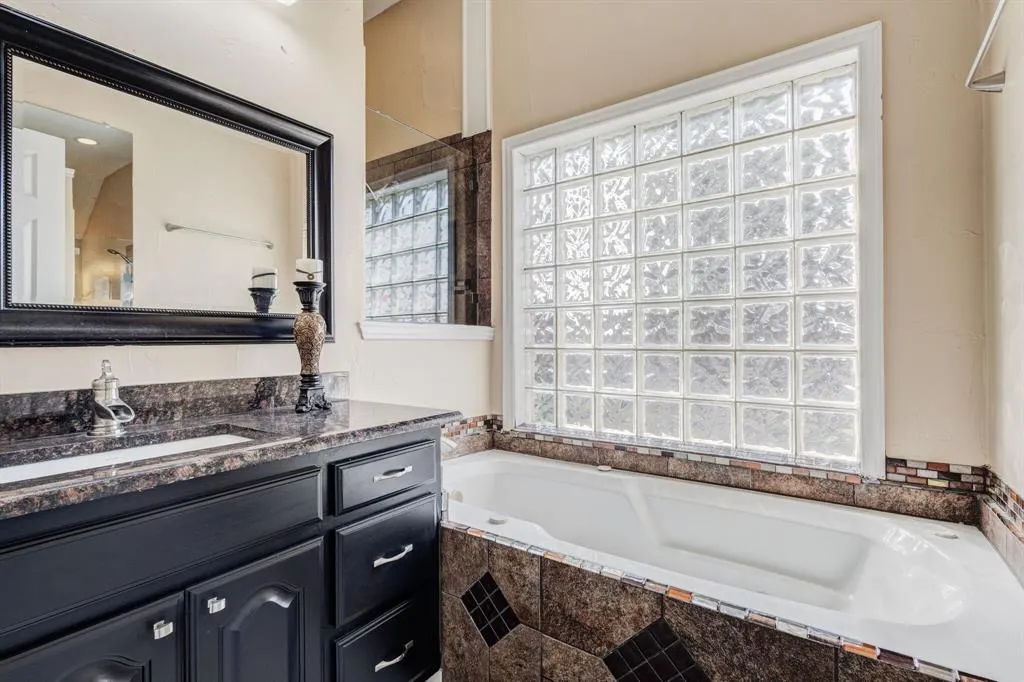 2600 Northcrest Drive