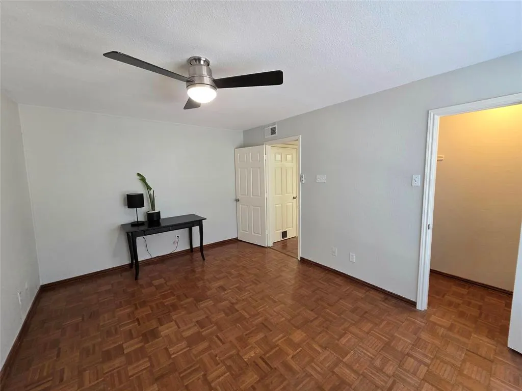 7525 Holly Hill Drive, #32