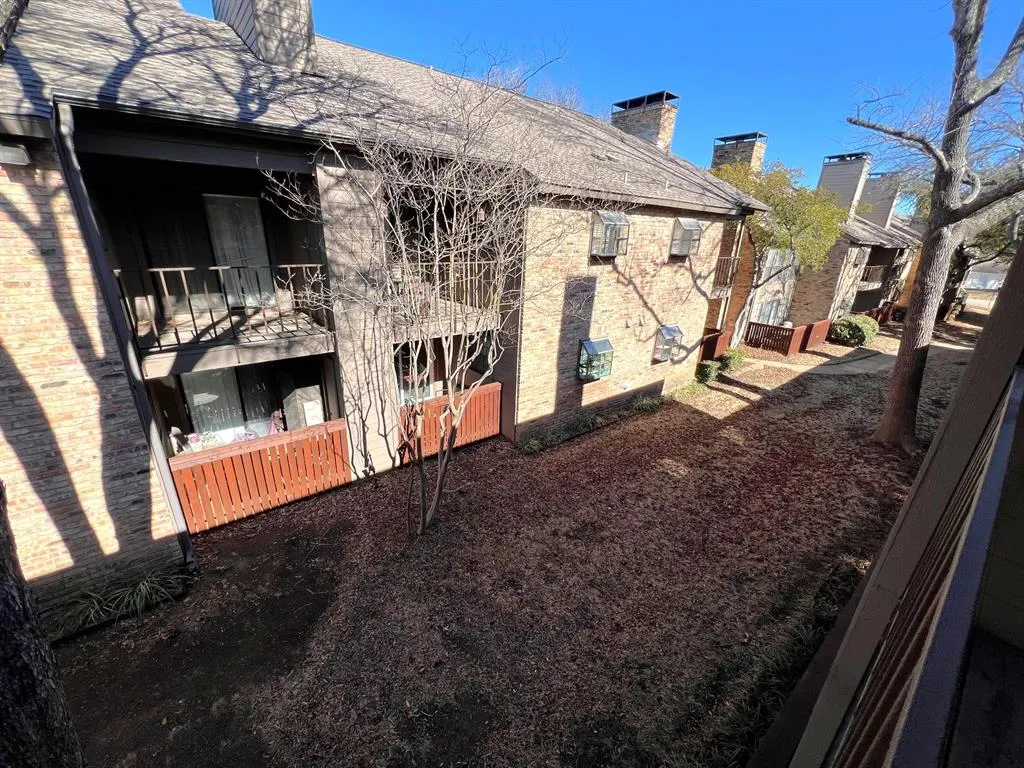 15221 Berry Trail, #704