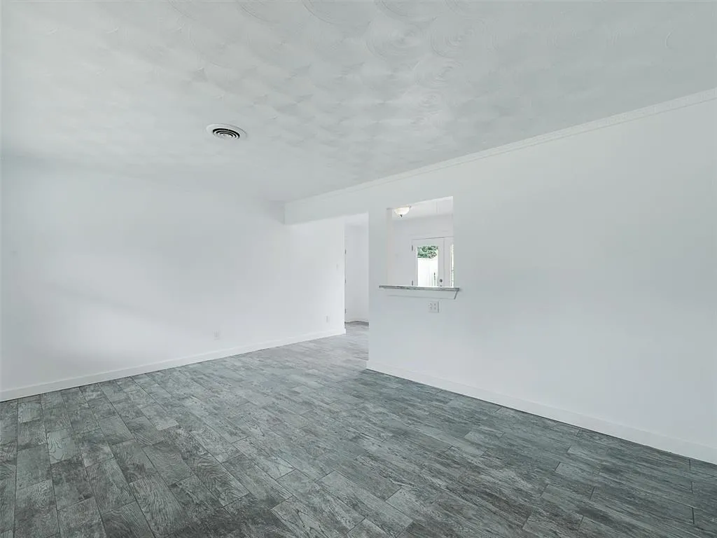 8555 Westfield Drive