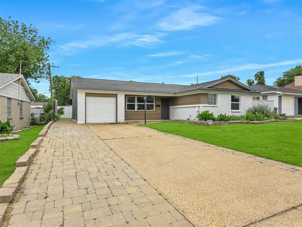 8555 Westfield Drive