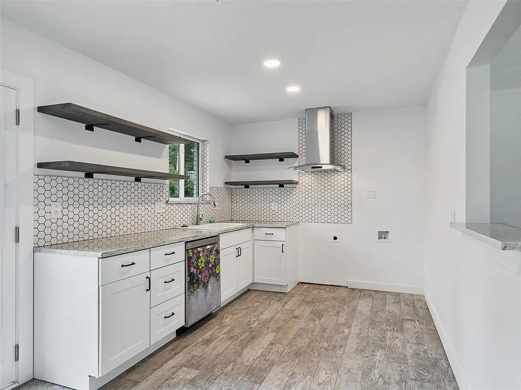 8555 Westfield Drive