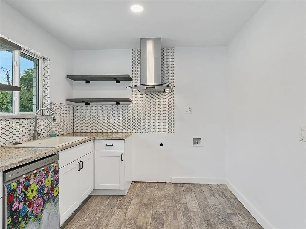 8555 Westfield Drive