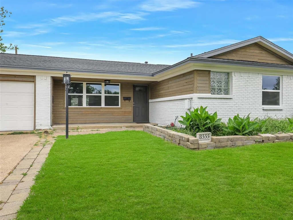 8555 Westfield Drive