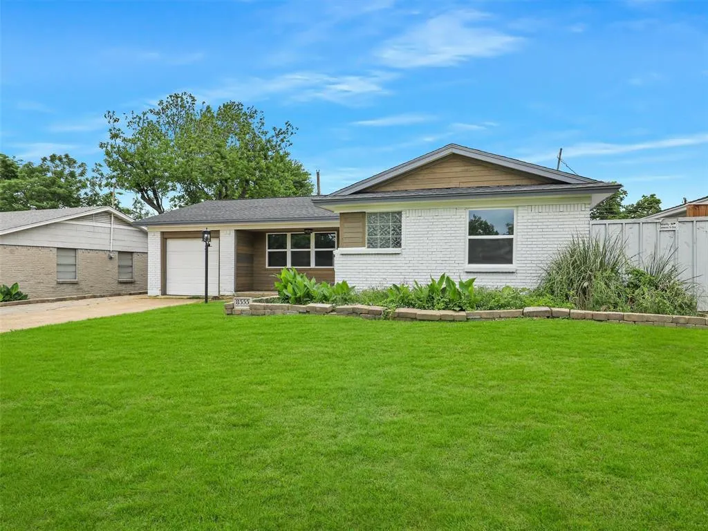 8555 Westfield Drive