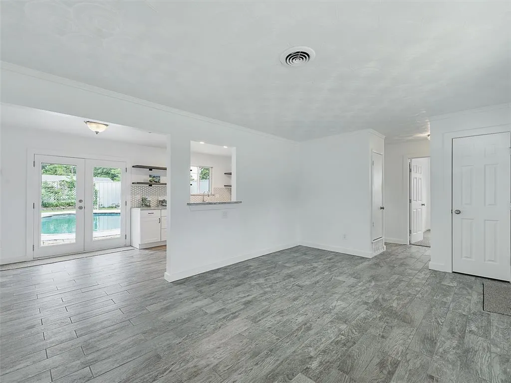 8555 Westfield Drive