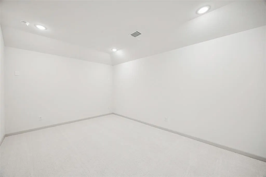 6917 Chief Spotted Tail Drive