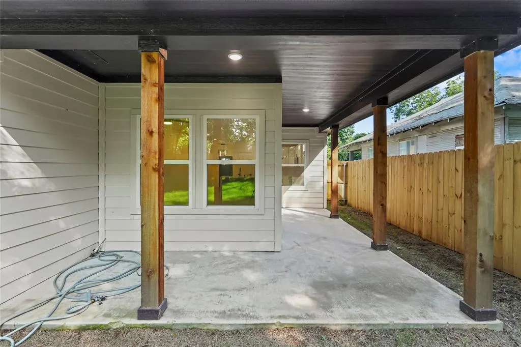 2227 Stoneman Street