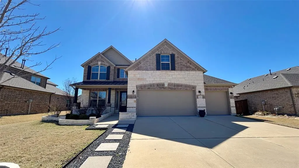 411 Fox Crossing Lane