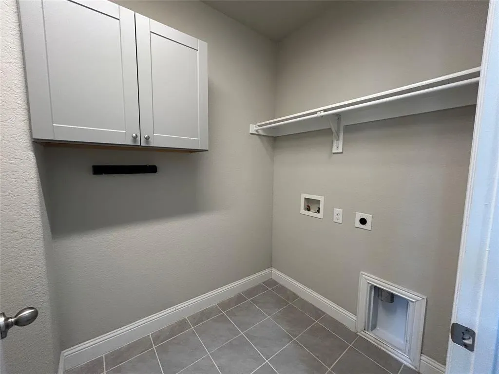 411 Fox Crossing Lane