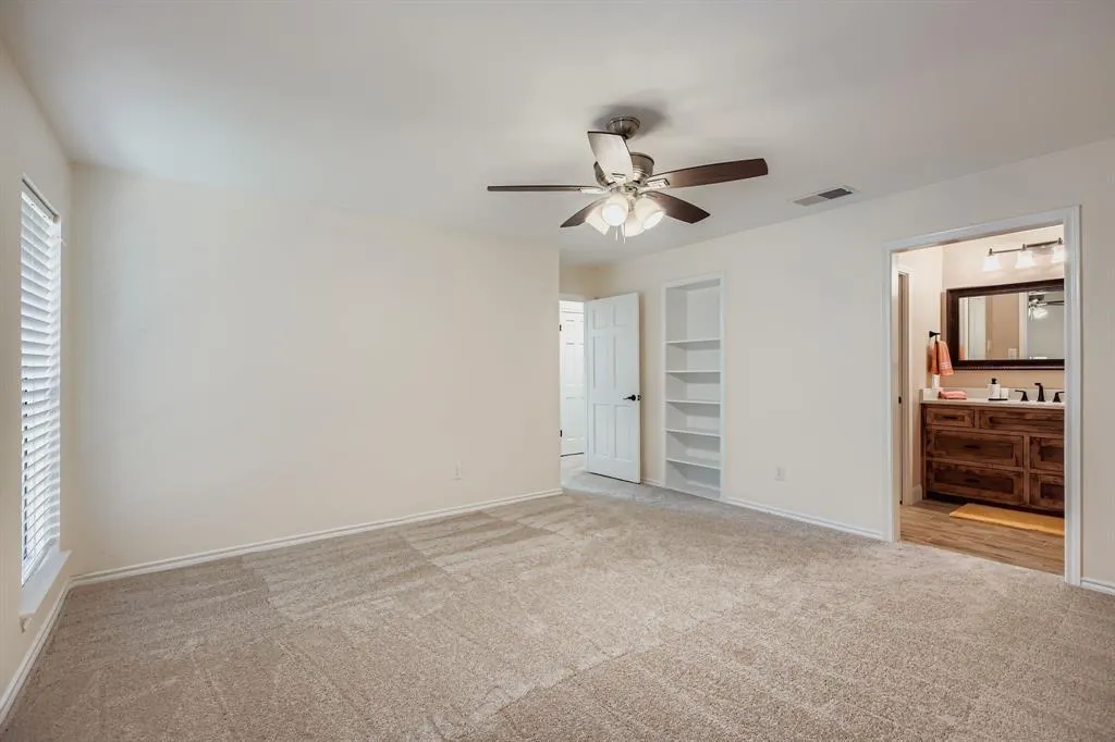 7661 Kings Ridge Road